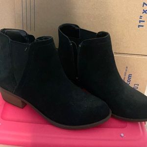 Black booties - size 7